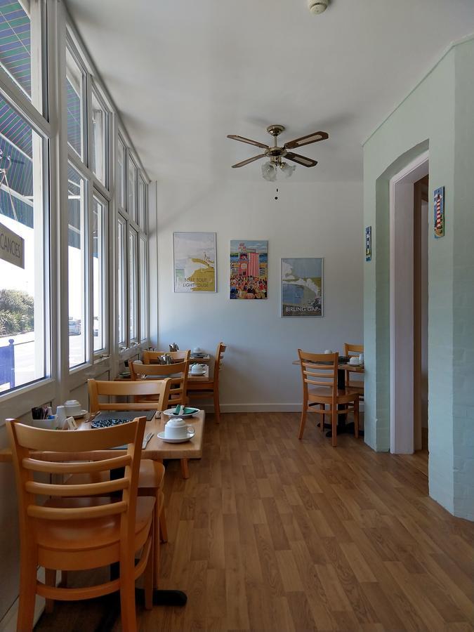 By The Sea Bed And Breakfast 伊斯特布恩 外观 照片