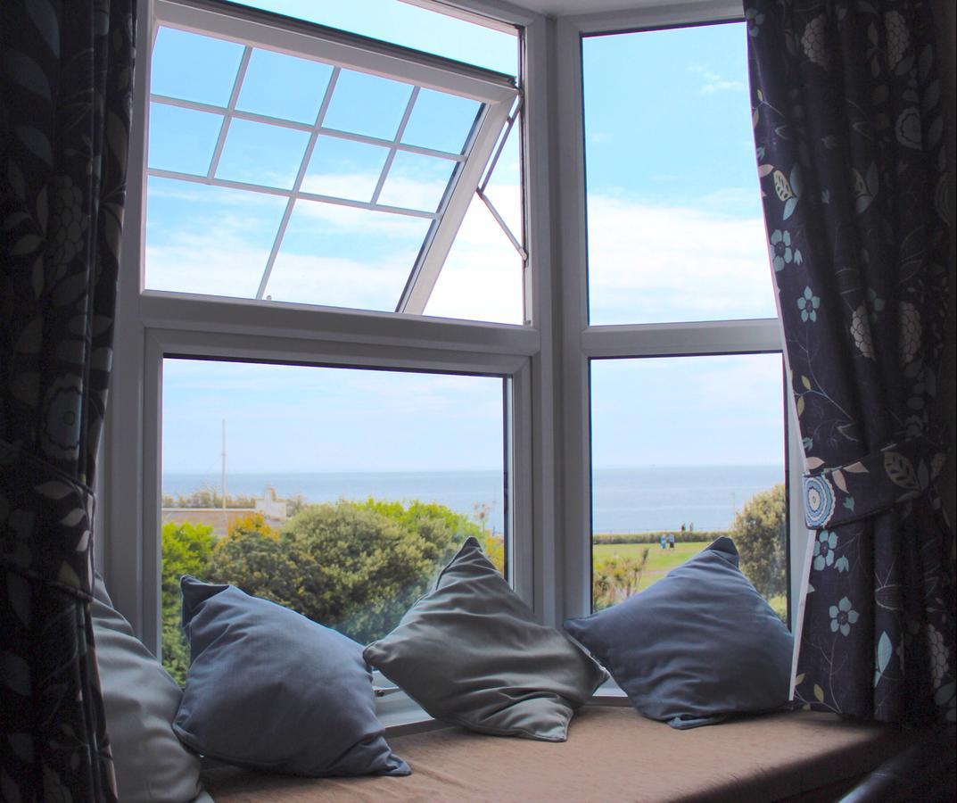By The Sea Bed And Breakfast 伊斯特布恩 外观 照片