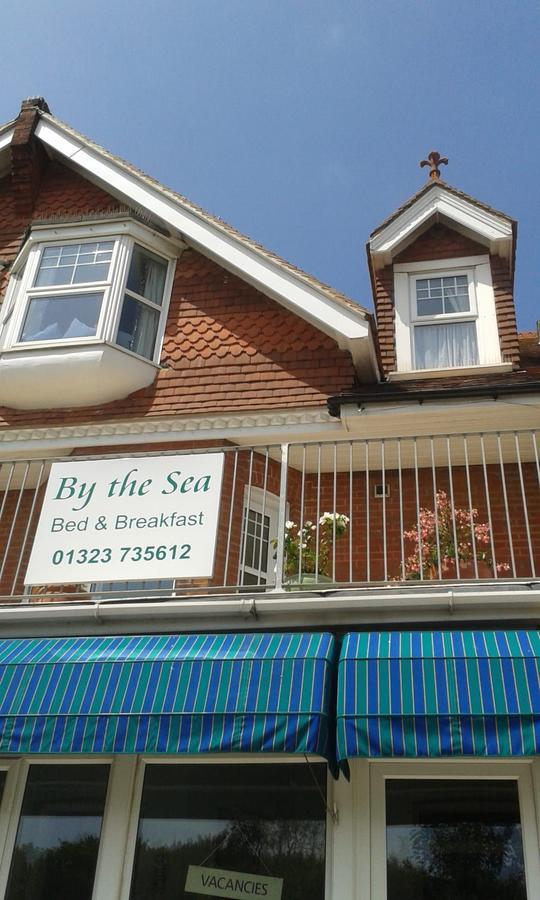 By The Sea Bed And Breakfast 伊斯特布恩 外观 照片